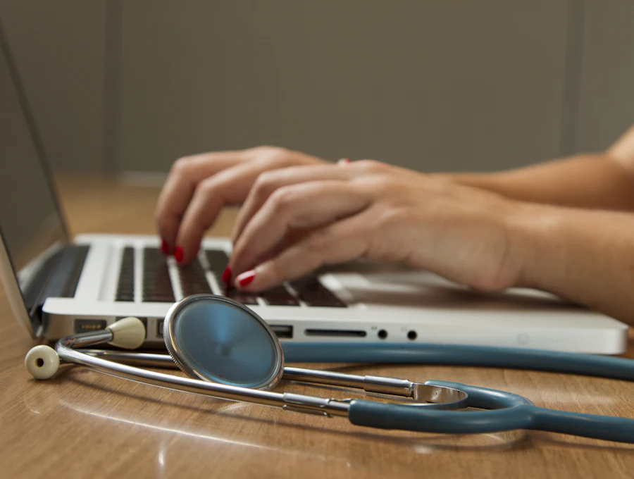 Clinic team using online appointment scheduling